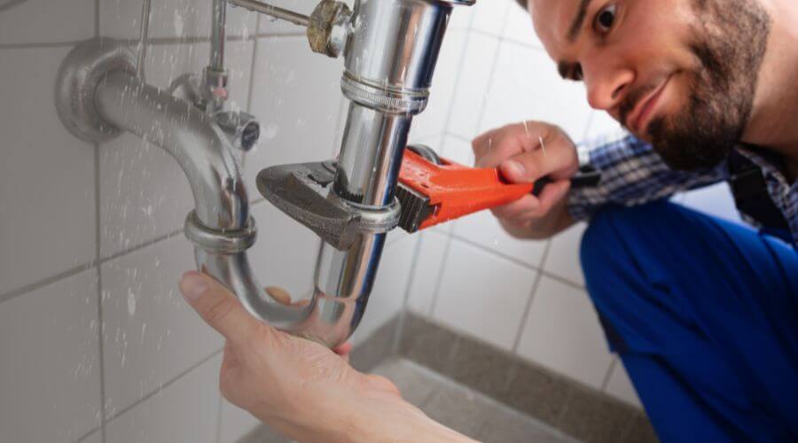 Professional emergency plumbing in Bedford, WY